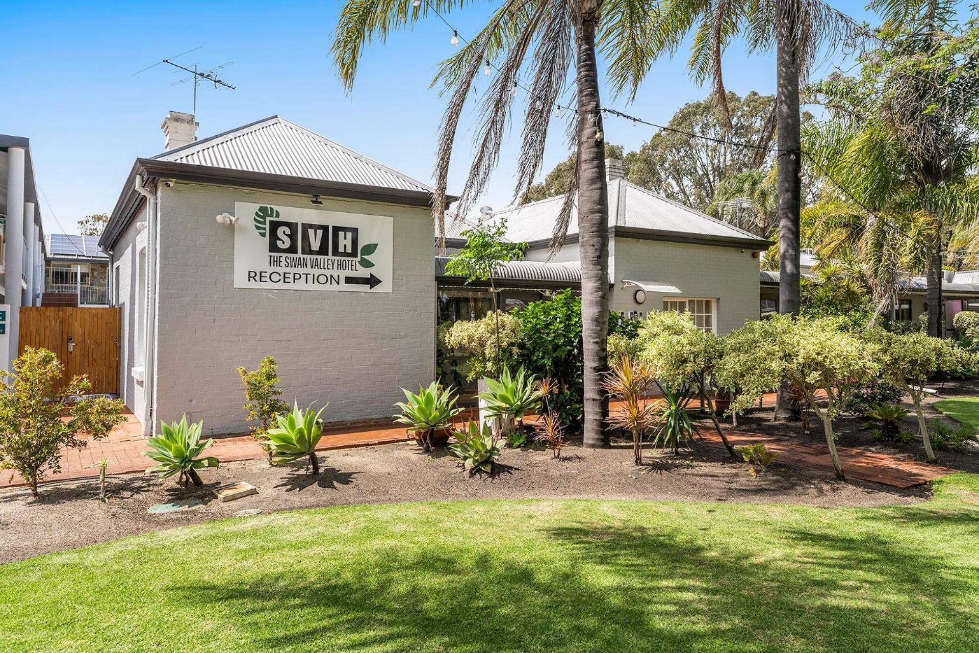 The Swan Valley Hotel Henley Brook Exterior foto